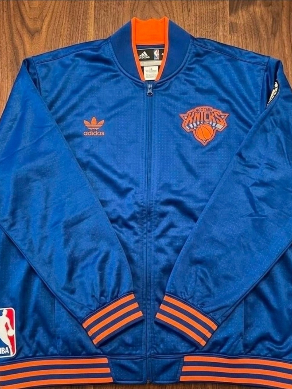 Vintage Adidas New York Knicks On-Court Warmup Jacket 🔥🏀